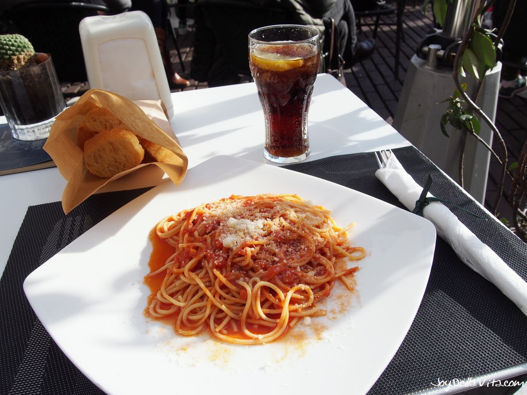 Spaghetti with Tomato Sauce at Bar Flora Di Mariani Paola in Bergamo
