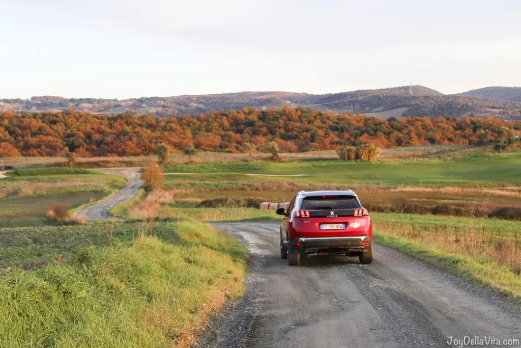 Peugeot 3008 GT-Line Castelfalfi Tuscany Sunset Travelblog JoyDellaVita