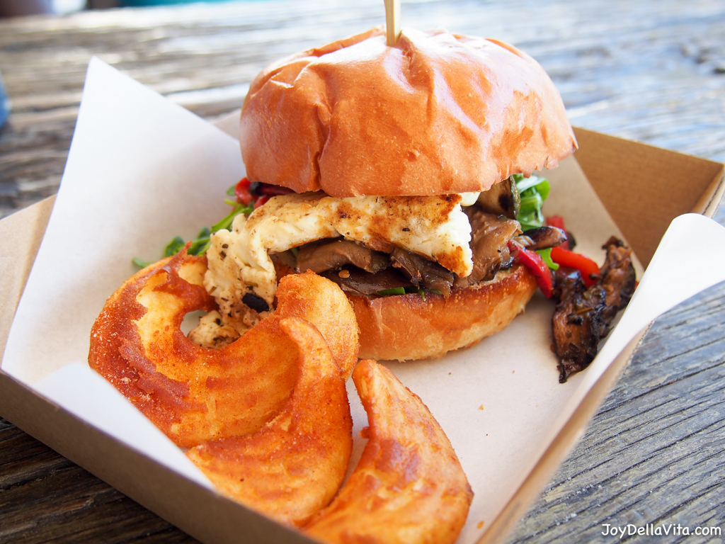 Veggie Burger @ BurgA’nomix Glenelg Beach