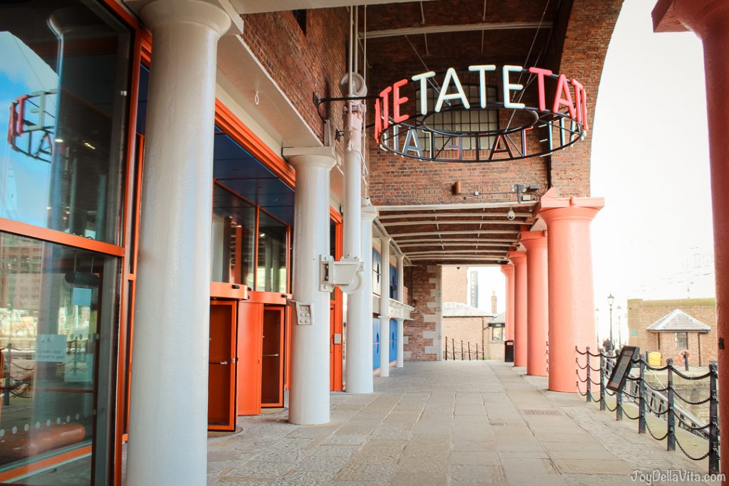TATE Art Museum Liverpool Albert Dock