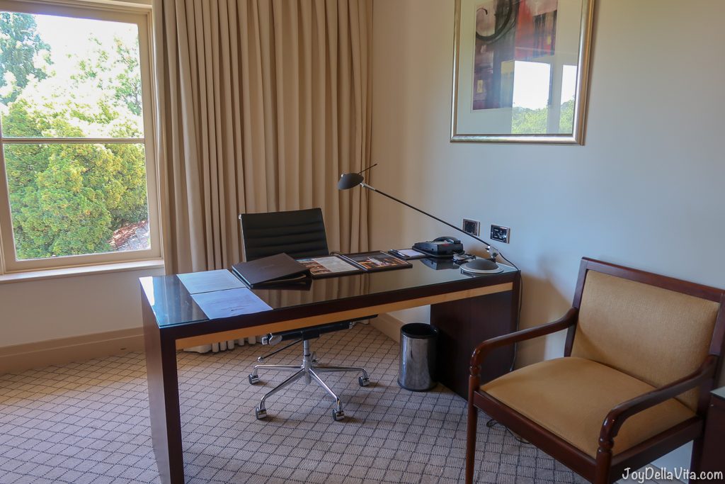 Park HYATT Hotel Canberra Australia Travelblog Review