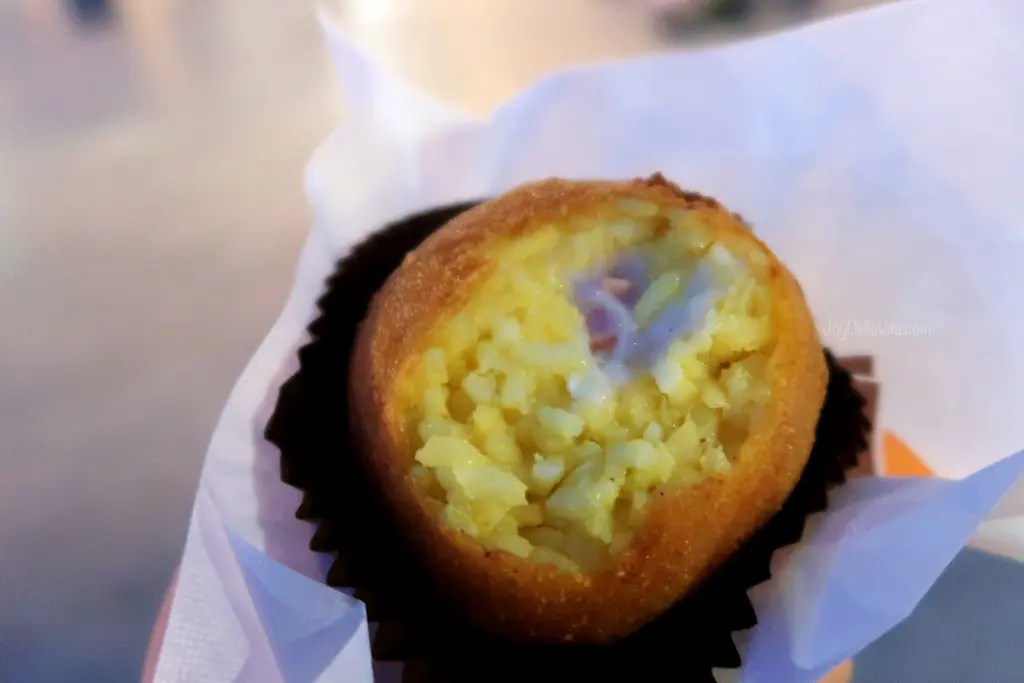 What are Arancine - Trying Arancini in Palermo / Sicily for the first time