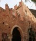 Where to find Casa di Romeo in Verona, the House of Romeo of Romeo & Juliet