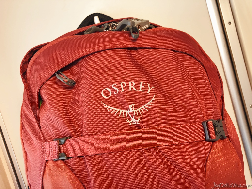 Osprey Farpoint 40 travel backpack travelblog joydellavita