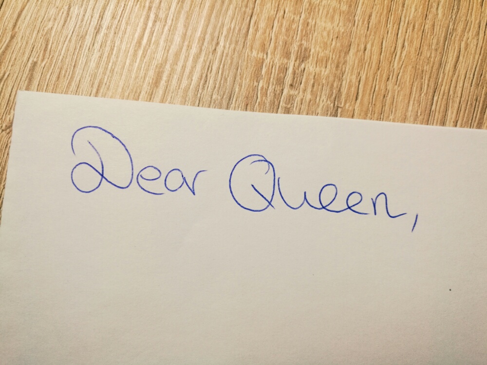 queen letter buckingham