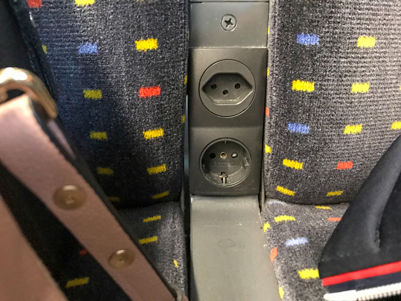 Two power sockets per DUO in the SBB EuroCity Train