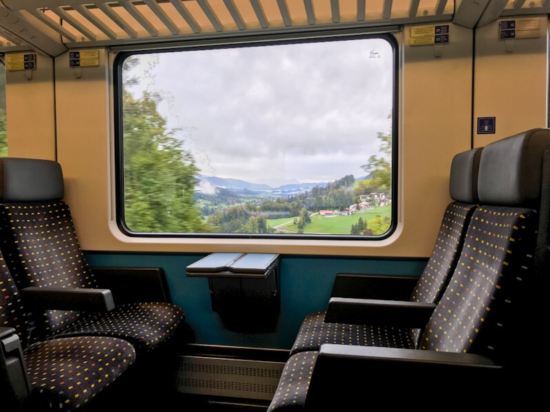 SBB EuroCity Zurich Lindau Munich second class train review blog joydellavita