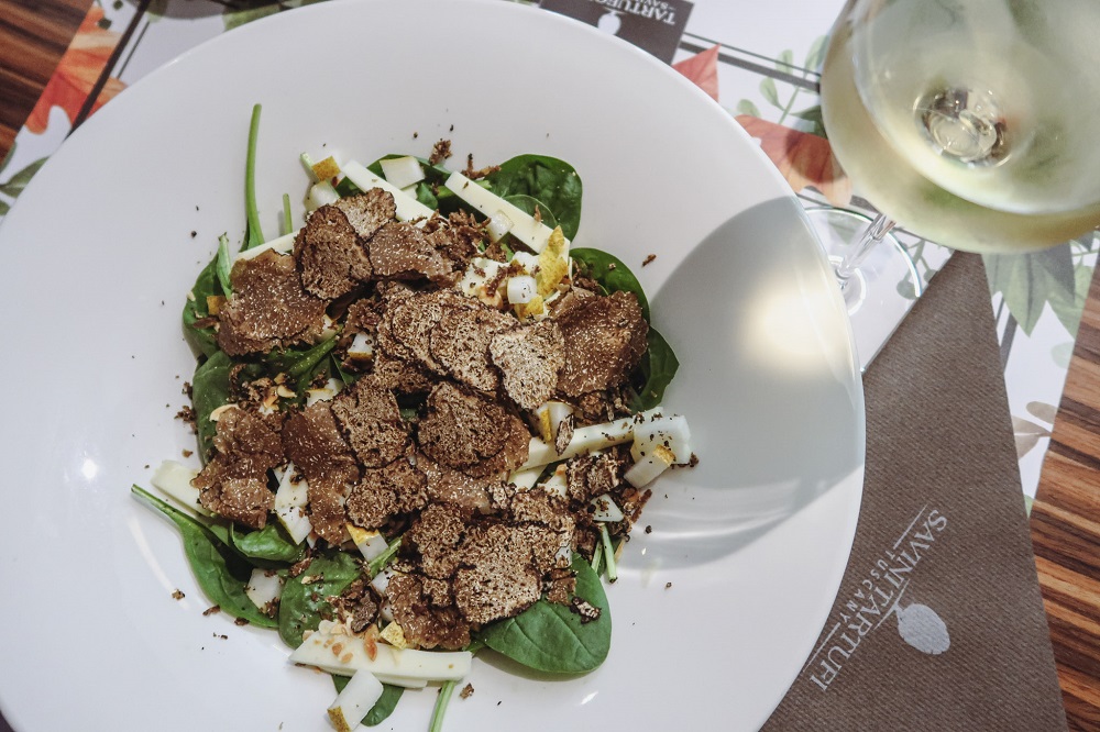 Vegetarian lunch with truffle in Milan travel blog joydellavita