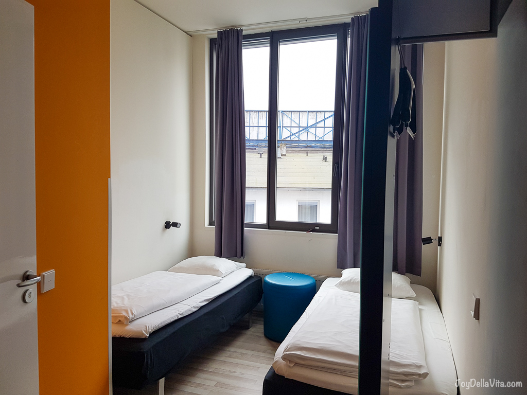 private double Room Generator Hostel Hamburg