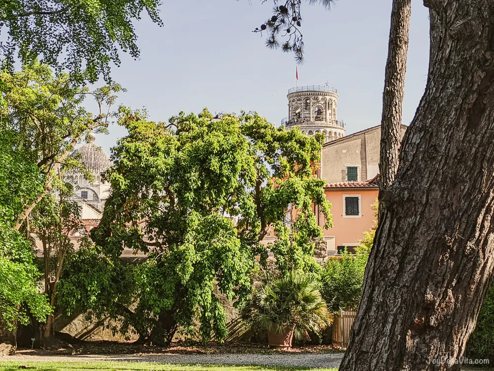 Botanical Garden Pisa - retreat and educational park near the leaning tower