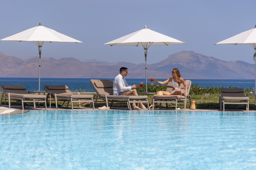 Pool picnic per click at the Neptune Hotels Kos