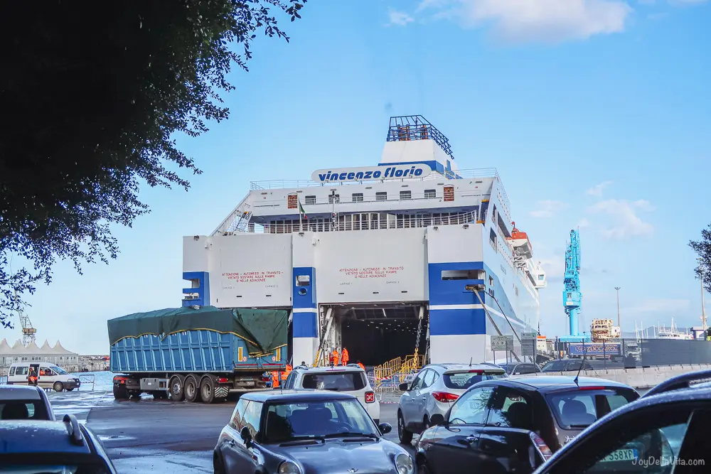 ferry lines departing from Palermo