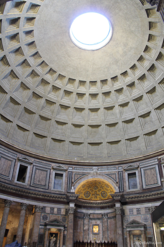 now only with an entrance fee: Pantheon in Rome
