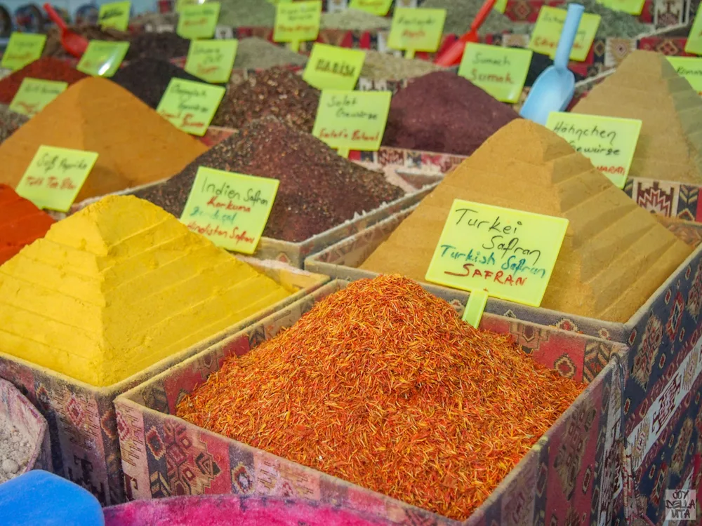 Antalya Bazaar 